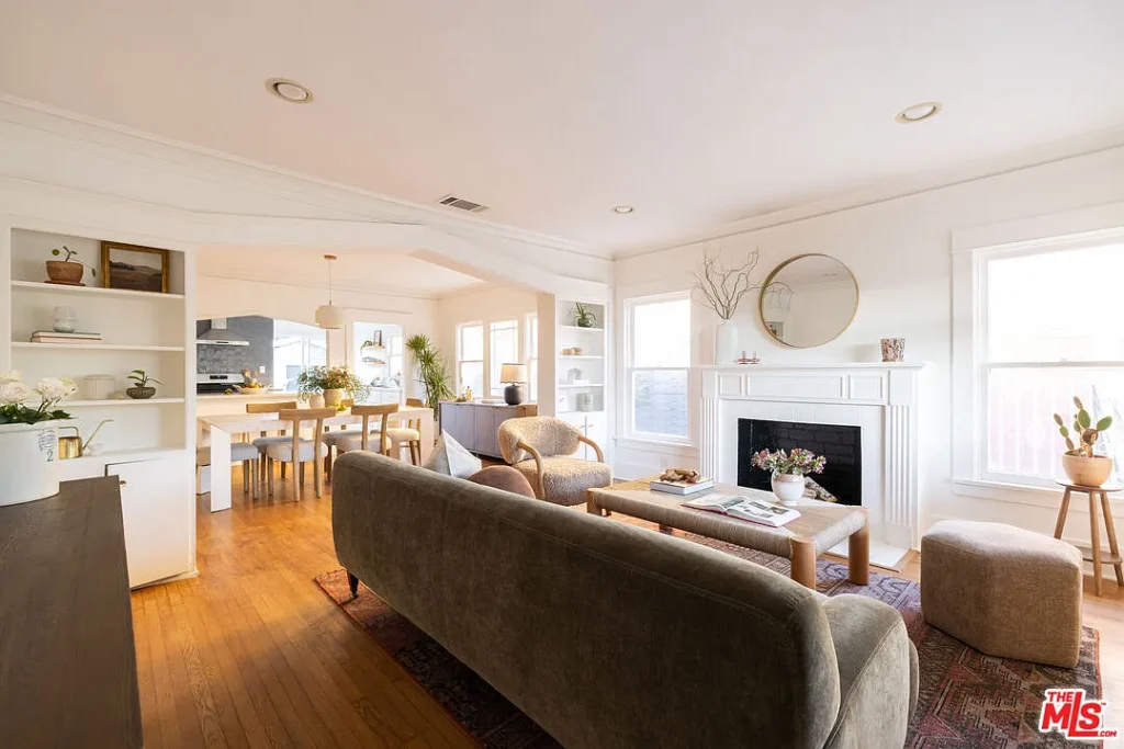 0498 20574125 bungalow houseplan zillow smallhometours.com 13