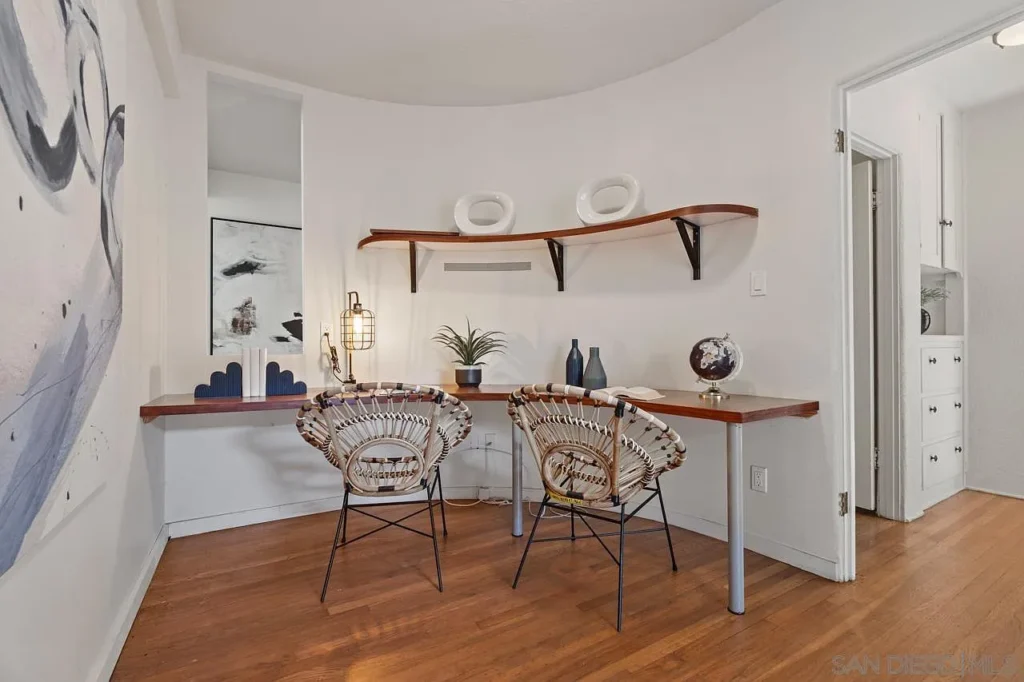 0511 16952859 adobe houseplan zillow smallhometours.com 6
