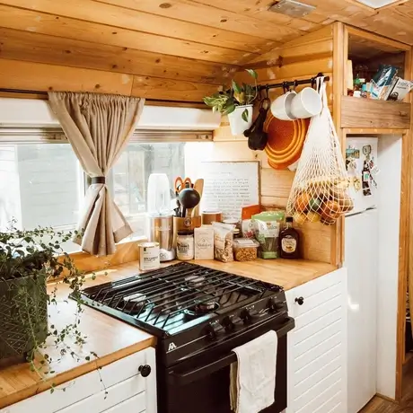 0230 Couple builds a gorgeous school bus tiny house smallhometours.com 5
