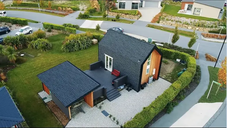 0241 Tiny house concept adapted into amazing modern home smallhometours.com 3