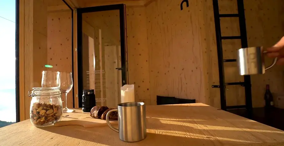 0245 The tiny house with best view in master bedroom and bathroom smallhometours.com 2