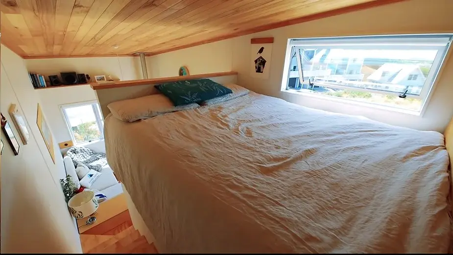 0249 Tiny house with huge movie theatre smallhometours.com 2