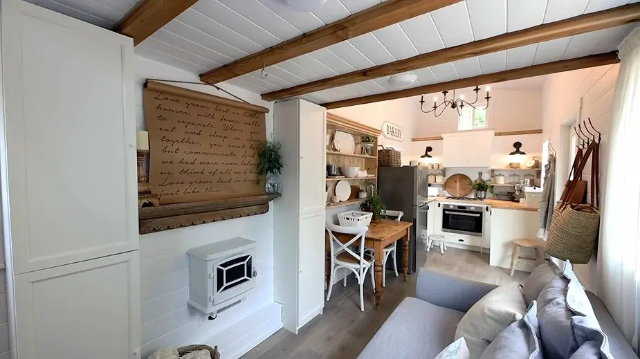 0251 Fabulous farmhouse style tiny home smallhometours.com 5