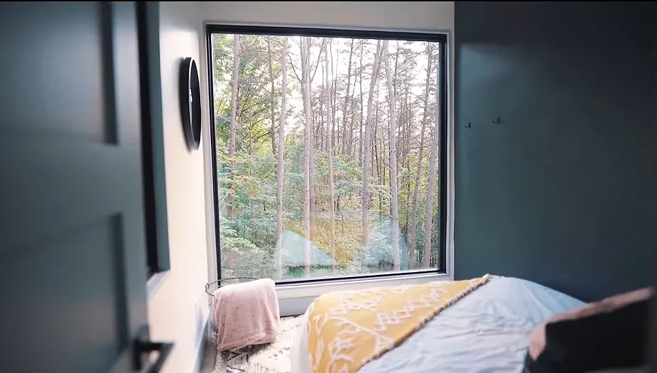 0256 Luxury container home that everybody dreams about smallhometours.com 6