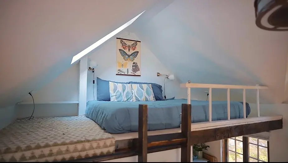 0258 Tiny house that you need to visit in Tennesse smallhometours.com 5