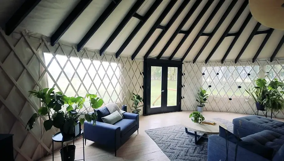 0259 Amazing Yurt tiny house smallhometours.com 6