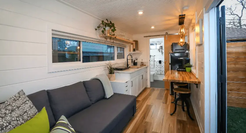 0264 Charming family tiny house that you will rent immediately smallhometours.com 7