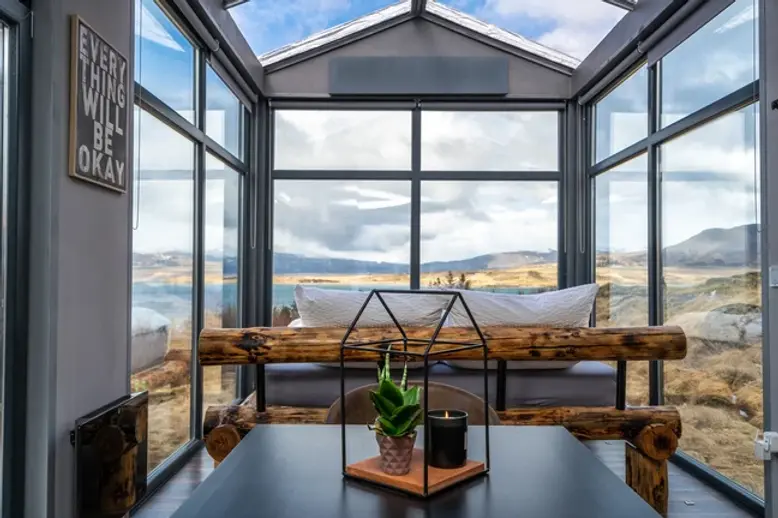 0267 Gorgeous tiny house with the most magnificient view smallhometours.com 3