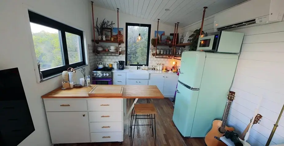 0280 Interior designer create his own colourful tiny house smallhometours.com 1