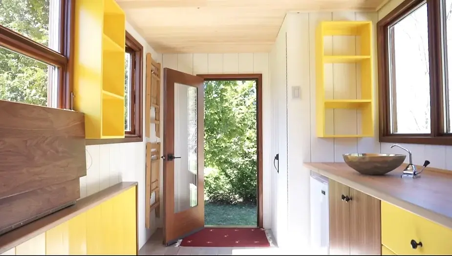 0287 Shepherd hut tiny house built by Gute smallhometours.com 5