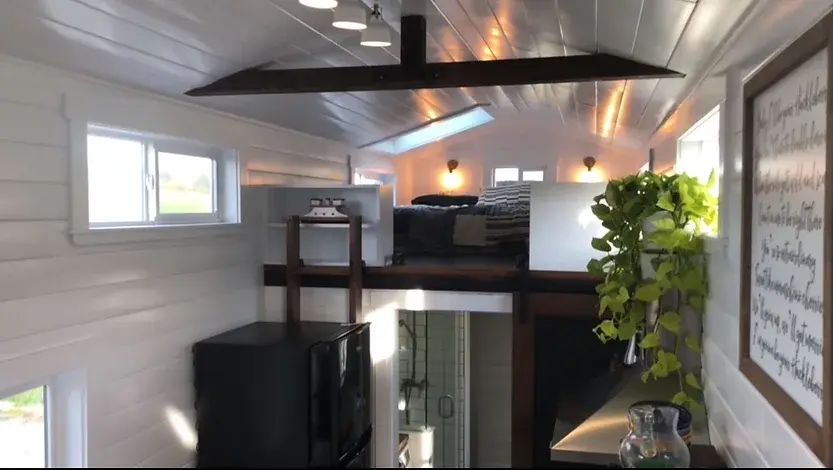 0288 Living in 280 square feet modern tiny house with two kids smallhometours.com 2