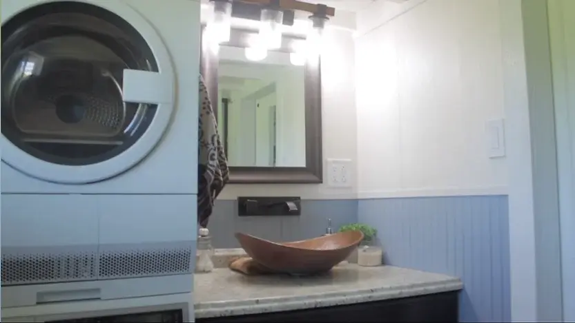 0289 338 square feet tiny house to obtain financial freedom smallhometours.com 7