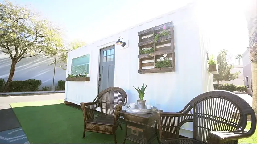 0290 Affordable 8 x 20 shipping container tiny house for 39K smallhometours.com 5