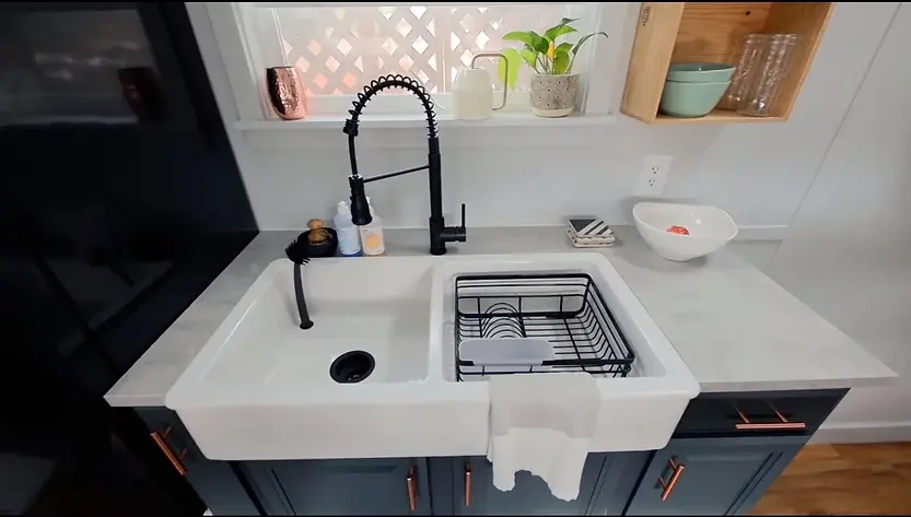 0291 Therapists couple build incredible tiny house from DIY project smallhometours.com 1