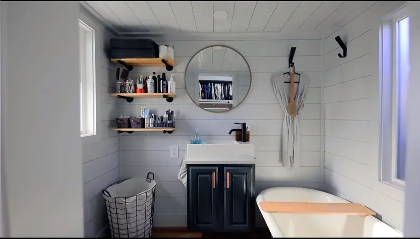 0291 Therapists couple build incredible tiny house from DIY project smallhometours.com 6
