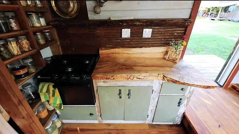 0299 12000 amazing tiny house designed for body movement smallhometours.com 4