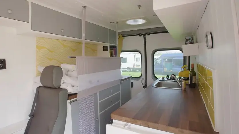 0311 Stunning van with three beds smallhometours.com 4