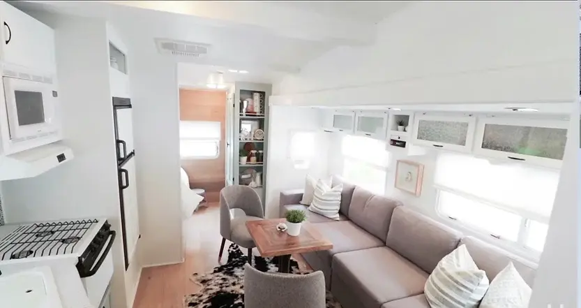 0313 Beautiful tiny house on wheel makeover smallhometours.com 3
