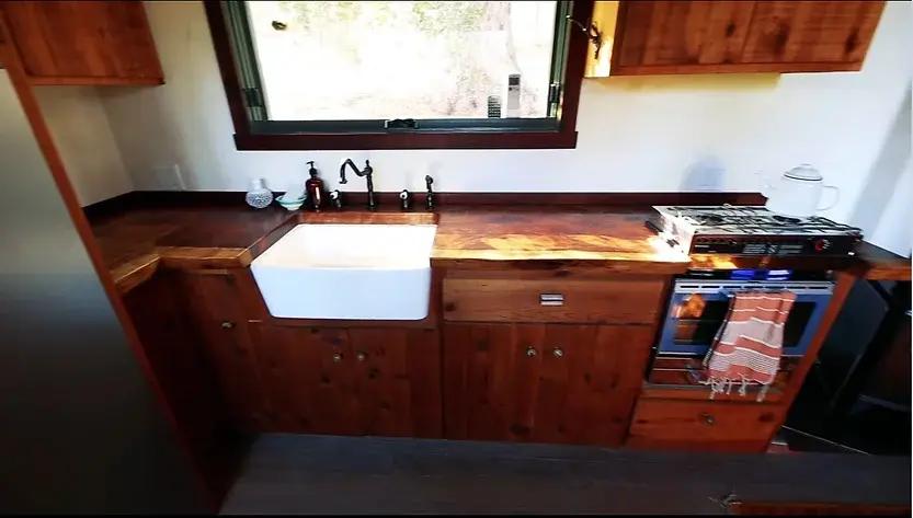 0322 28 tiny house beautifully handcrafted using sustainably sourced materials smallhometours.com 4