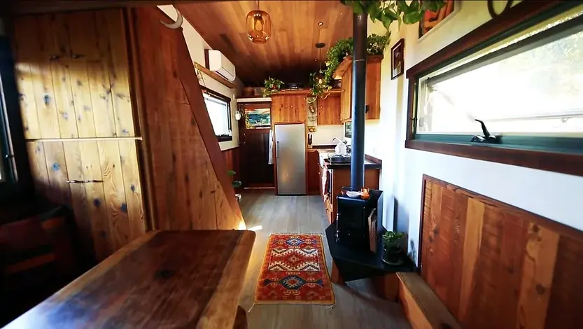 0322 28 tiny house beautifully handcrafted using sustainably sourced materials smallhometours.com 7