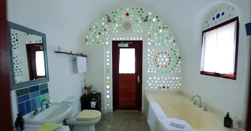 0324 Impressive earthship with off the grid technology smallhometours.com 6
