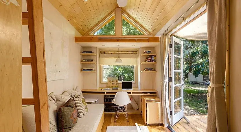 0329 Home office using 2 tiny houses in L deck smallhometours.com 4
