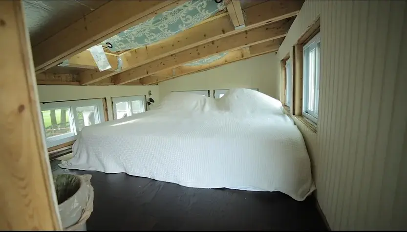 0331 DIY tiny house with permaculture village by a single mom smallhometours.com 3