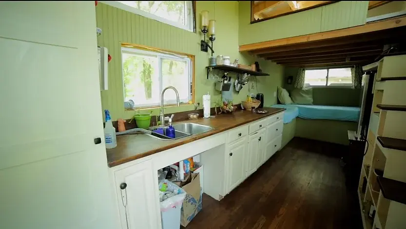 0331 DIY tiny house with permaculture village by a single mom smallhometours.com 4