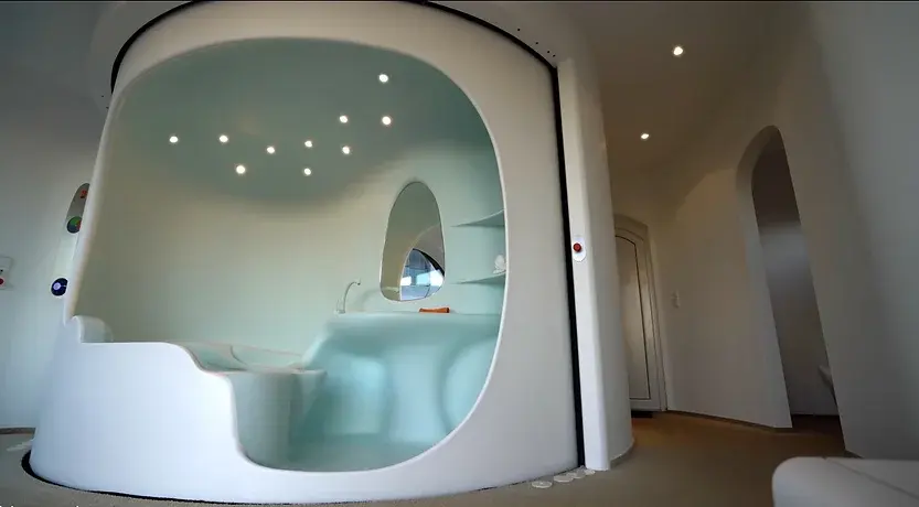 0332 Tiny home with rotating rooms 270 degrees sleep cook bath smallhometours.com 5