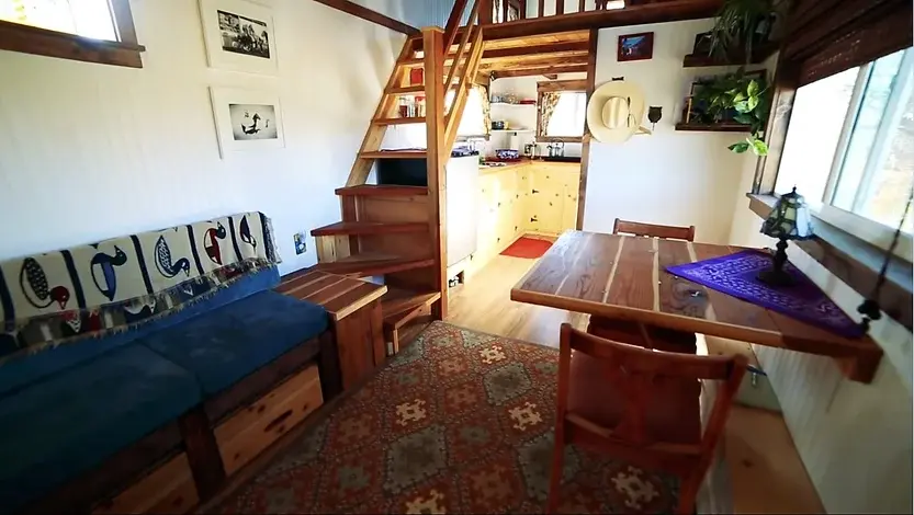 0333 Tiny house The Peacock with amazing hand crafted Mexican ceramics rooftop balcony smallhometours.com 3