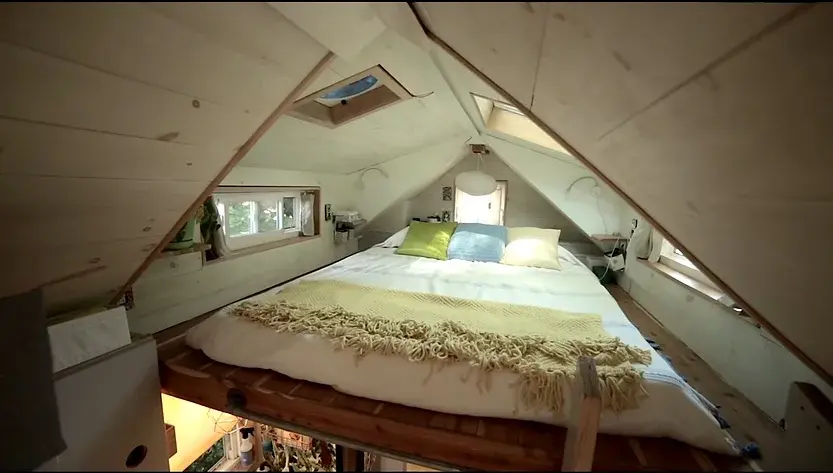 0337 Charming 18 tiny house on wheels a creative outlet to bring people together smallhometours.com 2