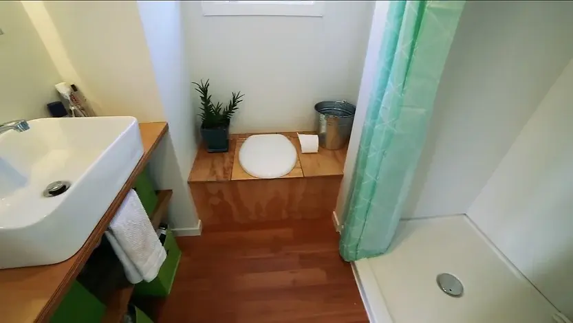 0345 Unique 23F tiny house with 9 windows climbing wall smallhometours.com 4