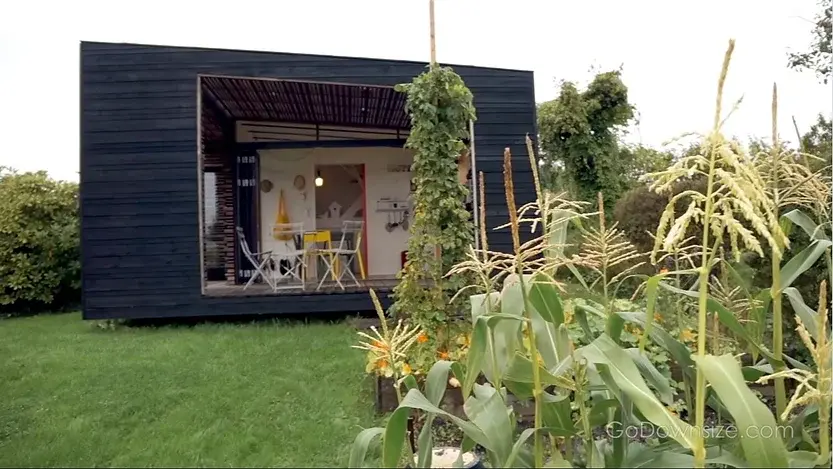 0347 Family of 4 in modern tiny house architects selfbuild tiny garden house smallhometours.com 4