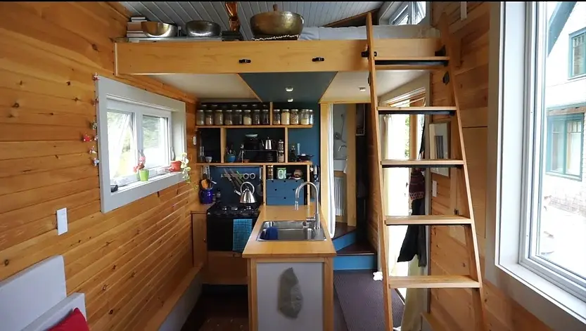 0350 Woman spends 3 years living off grid tiny house smallhometours.com 2