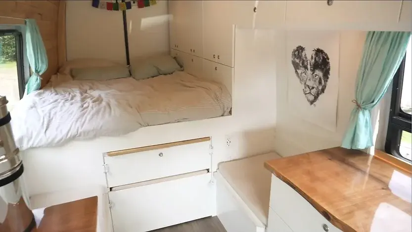 0354 Living in a DIY camper van after selling their house smallhometours.com 5