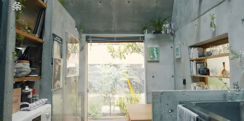 0374 Couple in the heart of tokyo on 18㎡ house smallhometours.com 5