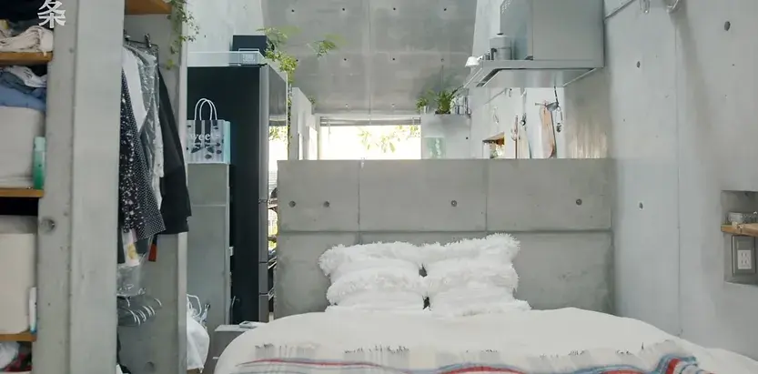 0374 Couple in the heart of tokyo on 18㎡ house smallhometours.com 6