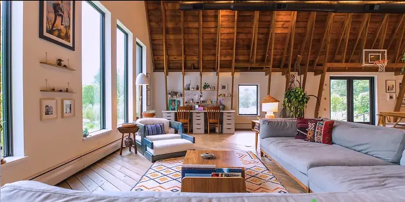 0376 Youve never seen a barn conversion like this before smallhometours.com 6