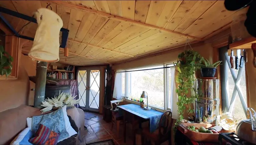0377 Off the grid desert living in a tiny earthen home smallhometours.com 2