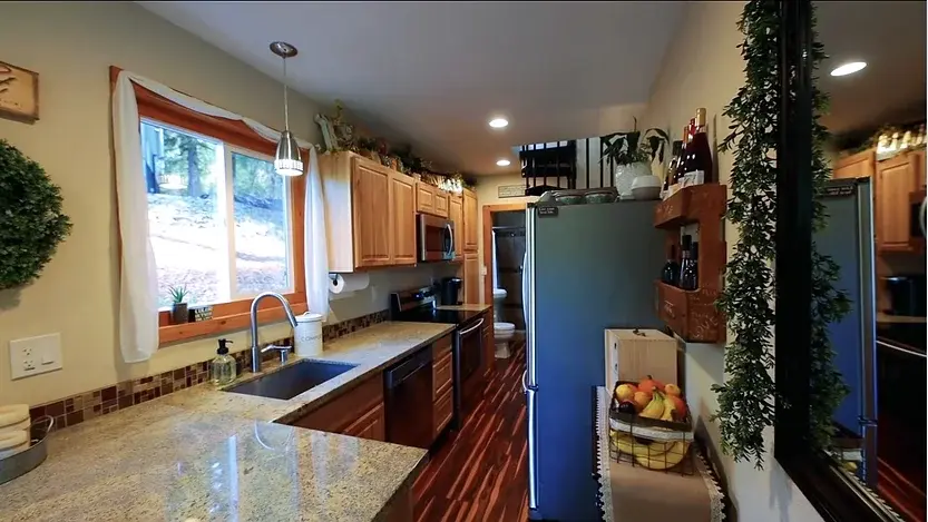 0387 Amazing home from one 20ft and one 40ft shipping container for debt free living smallhometours.com 3