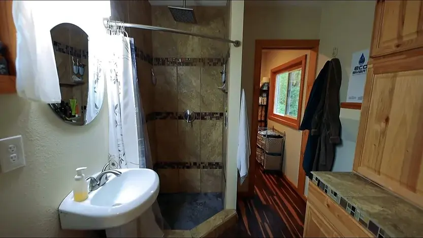 0387 Amazing home from one 20ft and one 40ft shipping container for debt free living smallhometours.com 5