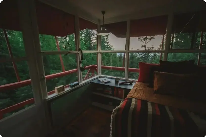 0390 1950s fire lookout transformed into off grid shelter smallhometours.com 5