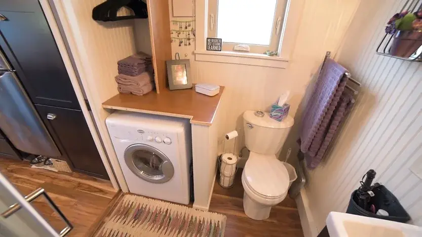 0391 After retirement she started over with a new life in her custom tiny home on wheels smallhometours.com 5
