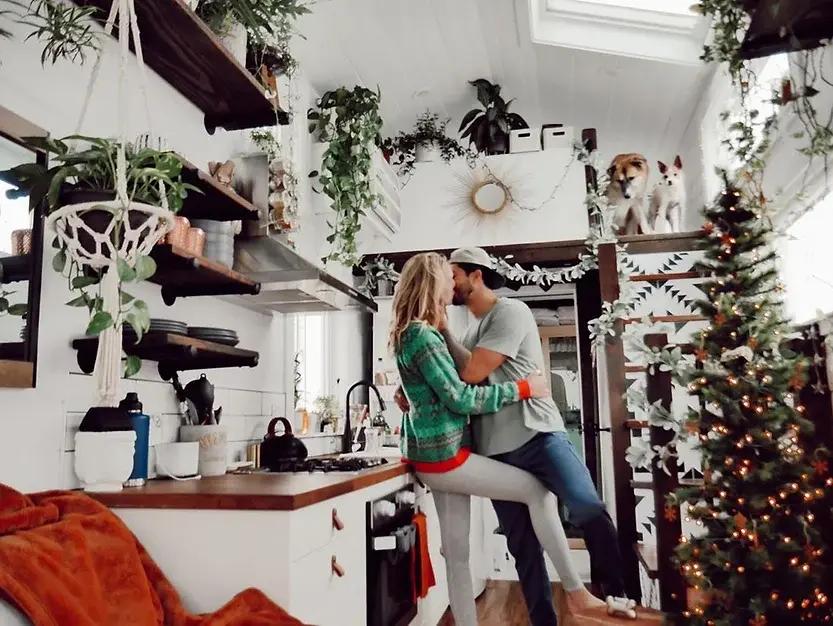 0401 Young couples gorgeous tiny house with a sauna smallhometours.com 6