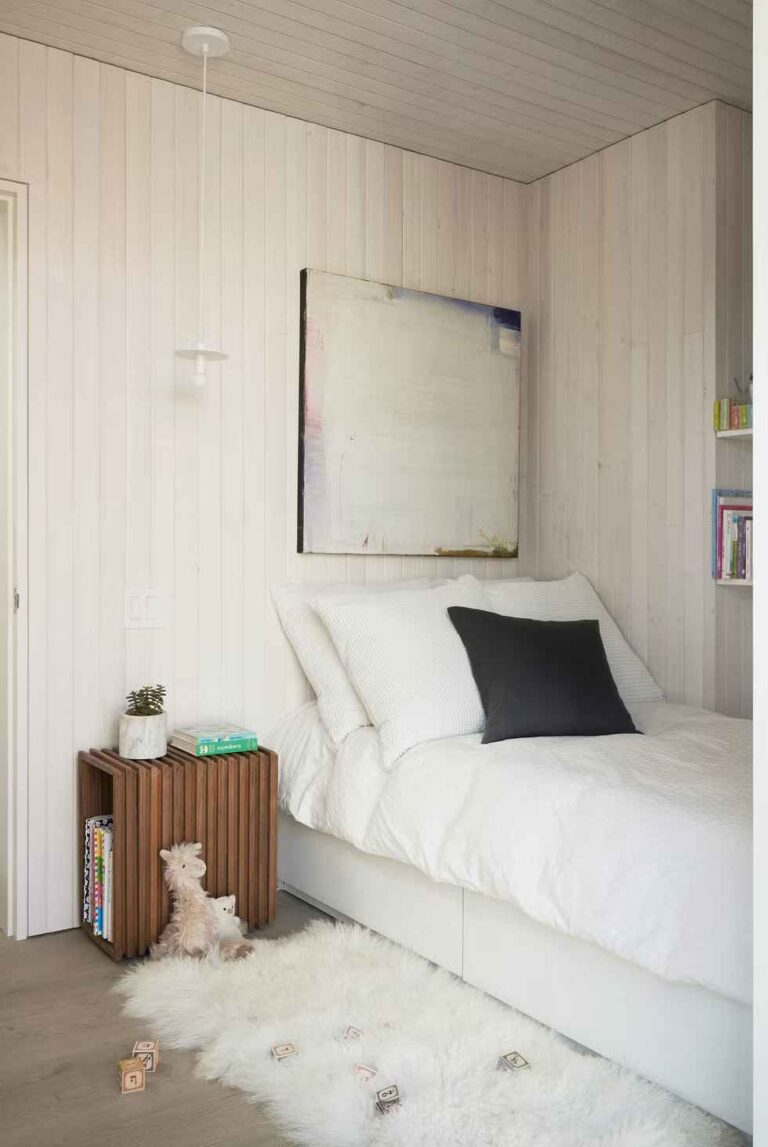 Curated visual reference: Gallery Detail: 26 Twin Bed Ideas For Small Bedrooms That Work For