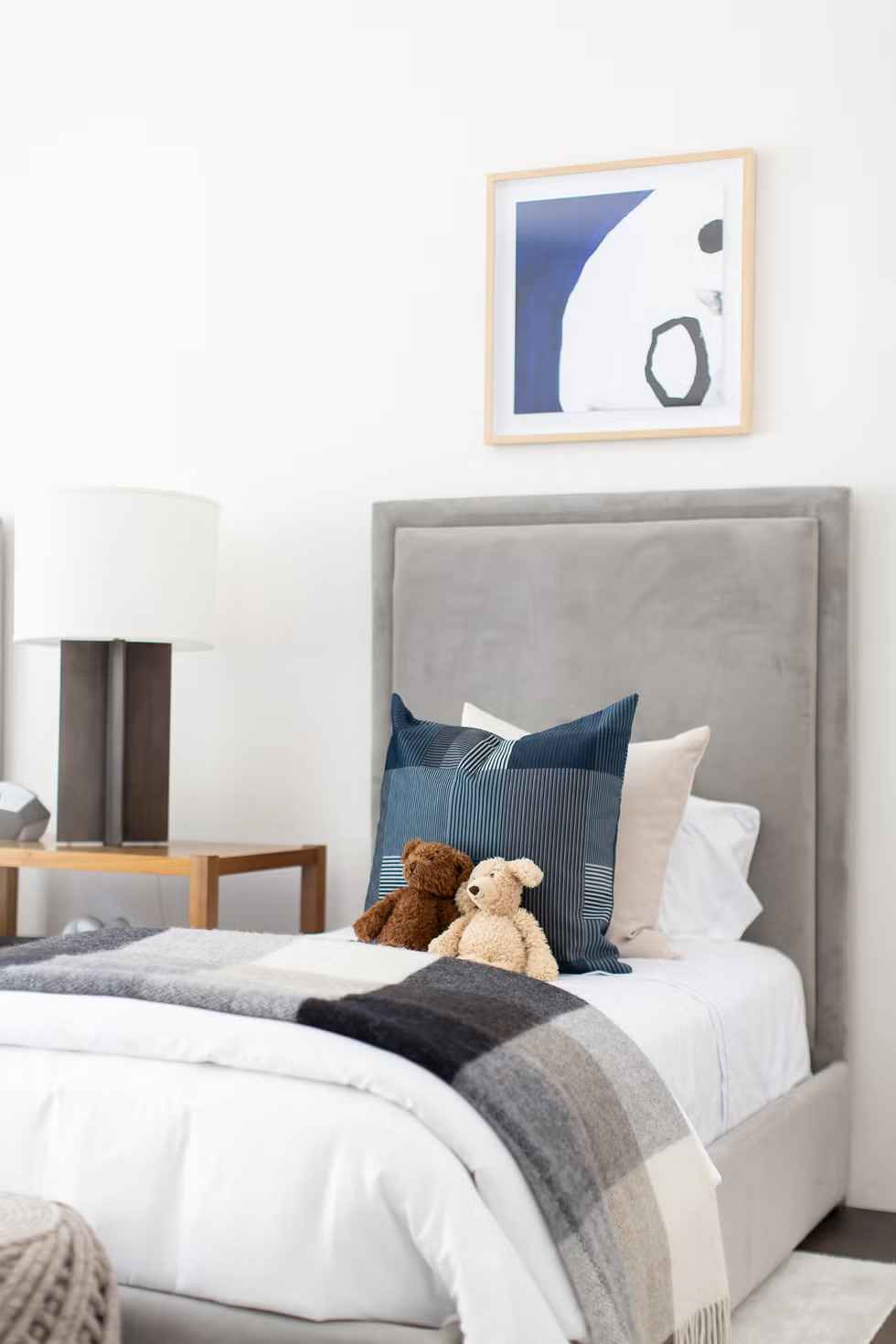 26 Twin Bed Ideas for Small Bedrooms That Work for Adults and Kids ...