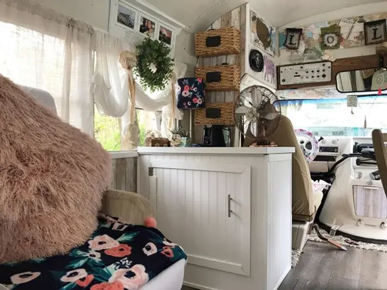 0418 She built a conversion bus at 18 the life of a girl and her little blue bus smallhometours.com 6