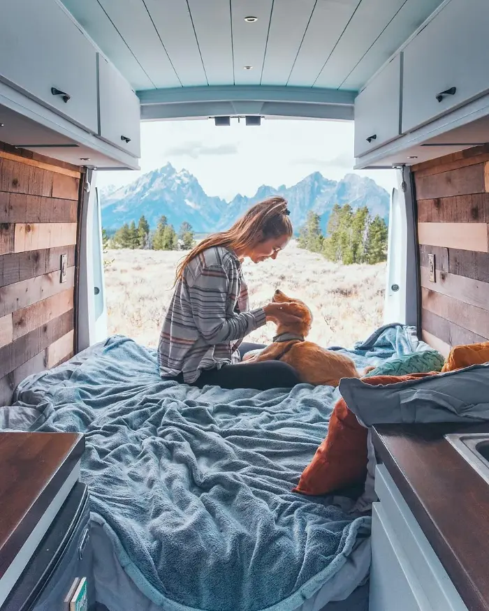 0422 A solo female traveler in a converted van with her puppy living on the road can be an incredible smallhometours.com 3