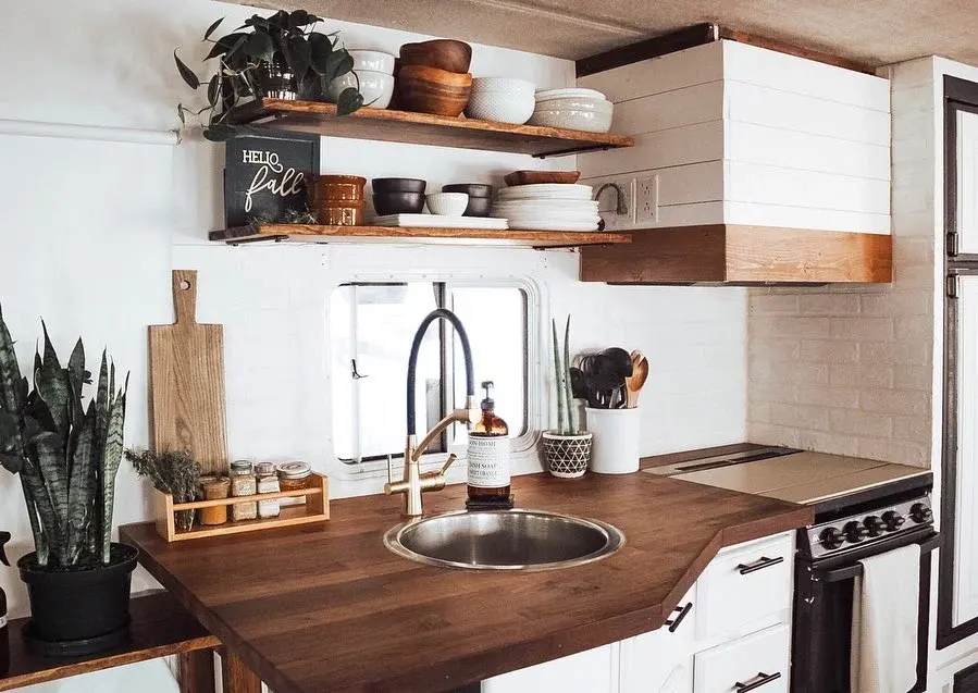 0434 Renovated RV is their beautiful tiny house cystic fibrosis smallhometours.com 3