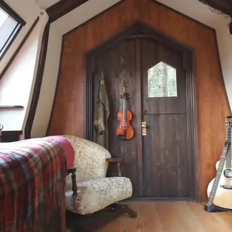 0444 Gorgeous folding tiny house built with reclaimed materials smallhometours.com 3